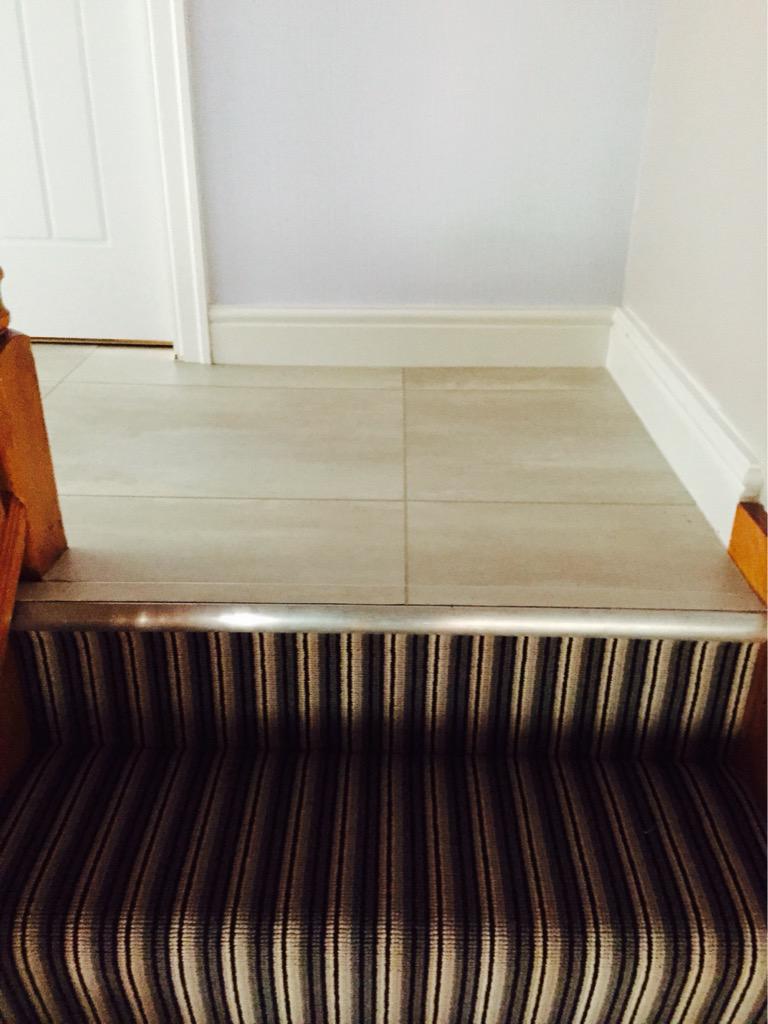 ClewarthW's tweet photo. Stripes from @CormarCarpets with @KarndeanFloors on the landing. http://t.co/nFn4C9szGM