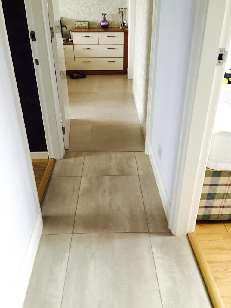 ClewarthW's tweet photo. Stripes from @CormarCarpets with @KarndeanFloors on the landing. http://t.co/nFn4C9szGM