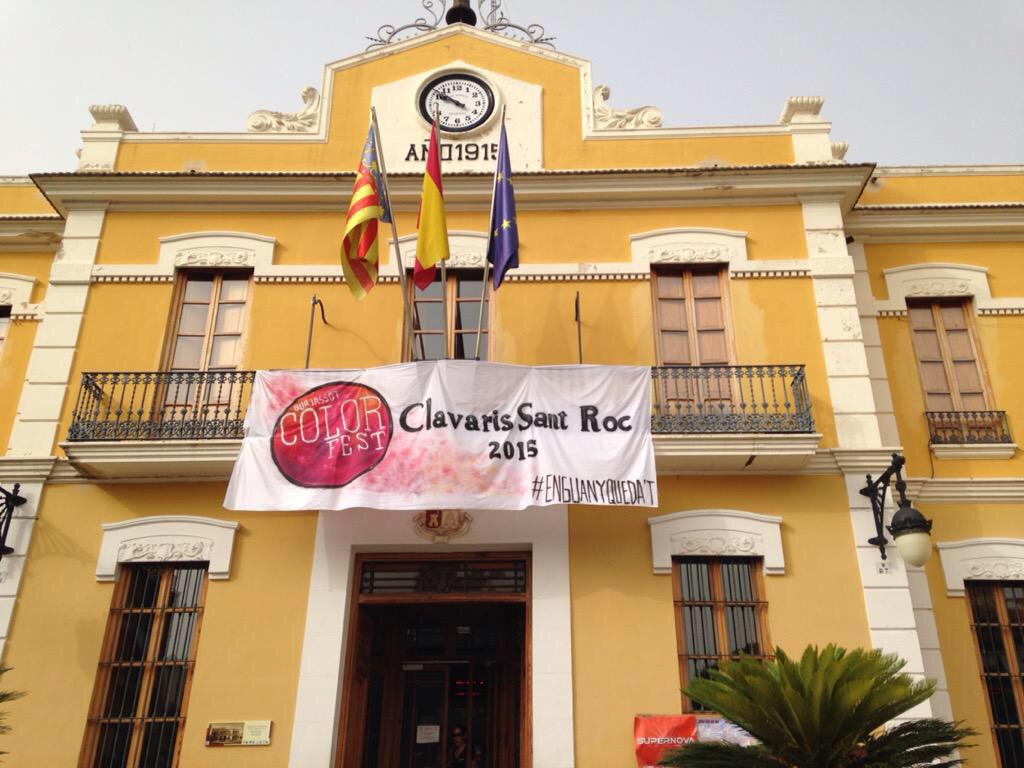 meneroperez's tweet photo. Recordar mañana Domingo COLOR FEST 
#Burjassot @SantRoc2015. #enguanyquedat http://t.co/KJllBwrfUY