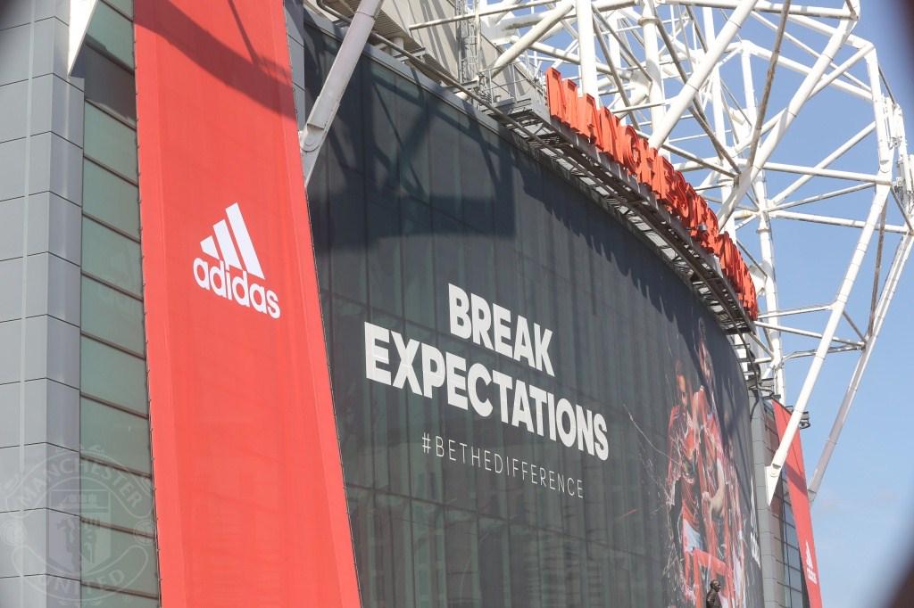ManUtd_ID's tweet photo. Jangan lupa ungkapkan pendapat mu tentang laga hari ini - tweet pendapat mu menggunakan #mufc http://t.co/3QHHelRhJy