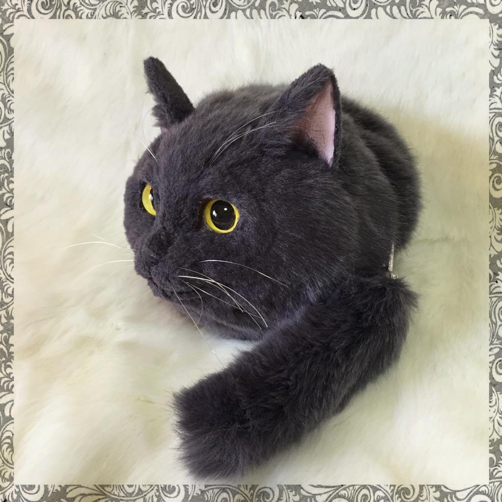 picopoco08's tweet photo. 本日もお知らせ流させて頂きますm(_ _)m
明日終了ですが猫さんのフェイスショルダーバッグを出品しております（＾◇＾）
宜しければ覗いてみて下さい(´ω｀) http://t.co/DhQf3ZVWTs
