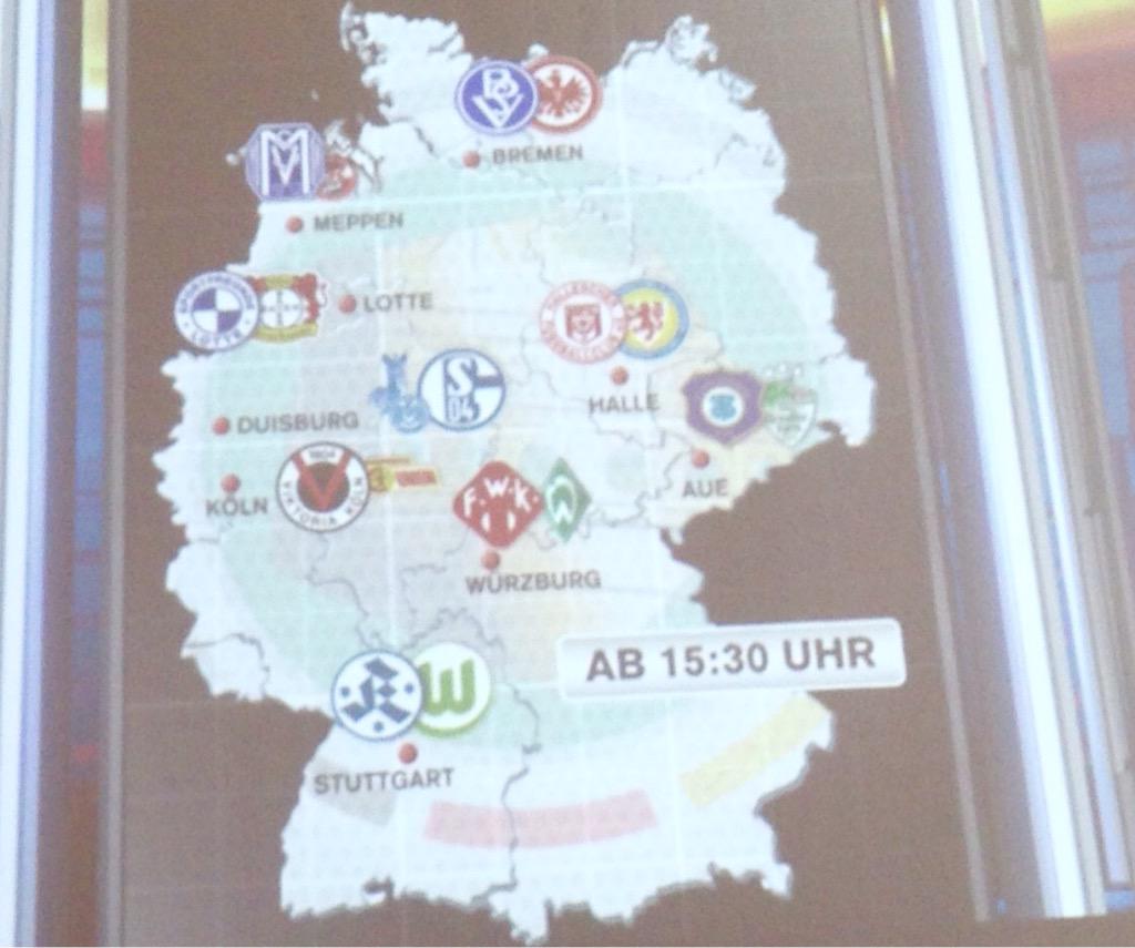 Lyprovonl's tweet photo. Seit wann spielt der Bremer SV in Hamburg?! @DeinSkySport http://t.co/QWdUjS9zZA