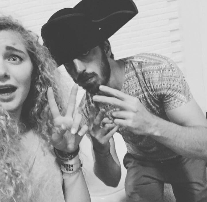 Ale_Tenace's tweet photo. Mettere foto con @sofia_viscardi completamente a caso il giorno di #sofia300k per fare seguaci minorenni? Fatto. http://t.co/LqzJNmJMgI