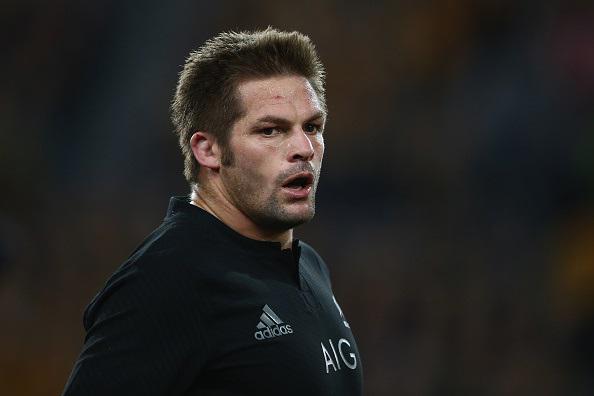 AllBlacks's tweet photo. The @Wallabies have beaten the @AllBlacks 27-19 and won The @Investec Rugby Championship http://t.co/8BR2vSyIJ1 http://t.co/HKPrr7ArIg