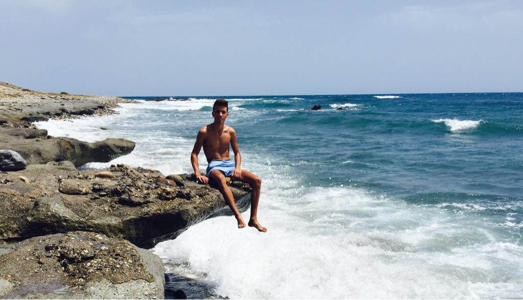 cazorla599's tweet photo. 🐠🐬 http://t.co/e3waVFEhz3