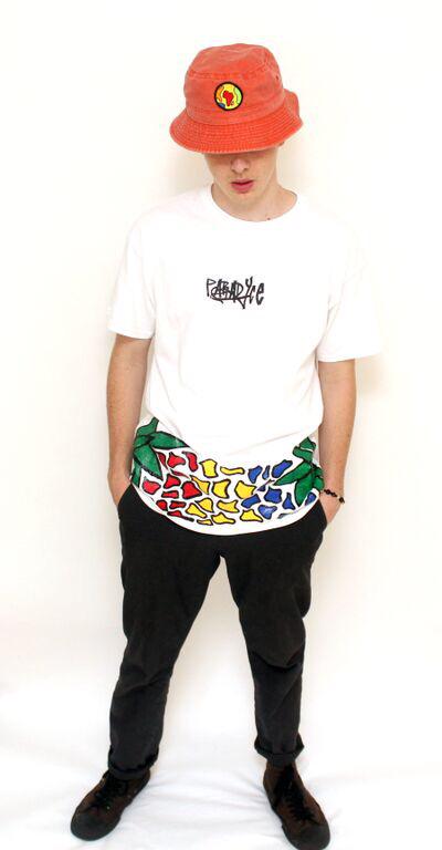 TheParadyceShop's tweet photo. #Paradyce Exclusive!
Hand Painted Mural Tee 
#HandCrafted #StreetStyle http://t.co/H2aJ2zzxc7
