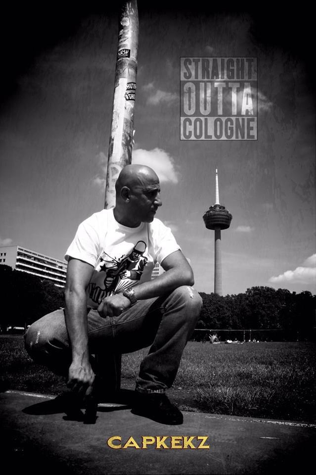 AlmatyAlex's tweet photo. Jetzt machen Sie alle nach ๐ฉ #StraightOutta @Tvstrassensound #almatyfilms http://t.co/DYf6FfrmFl