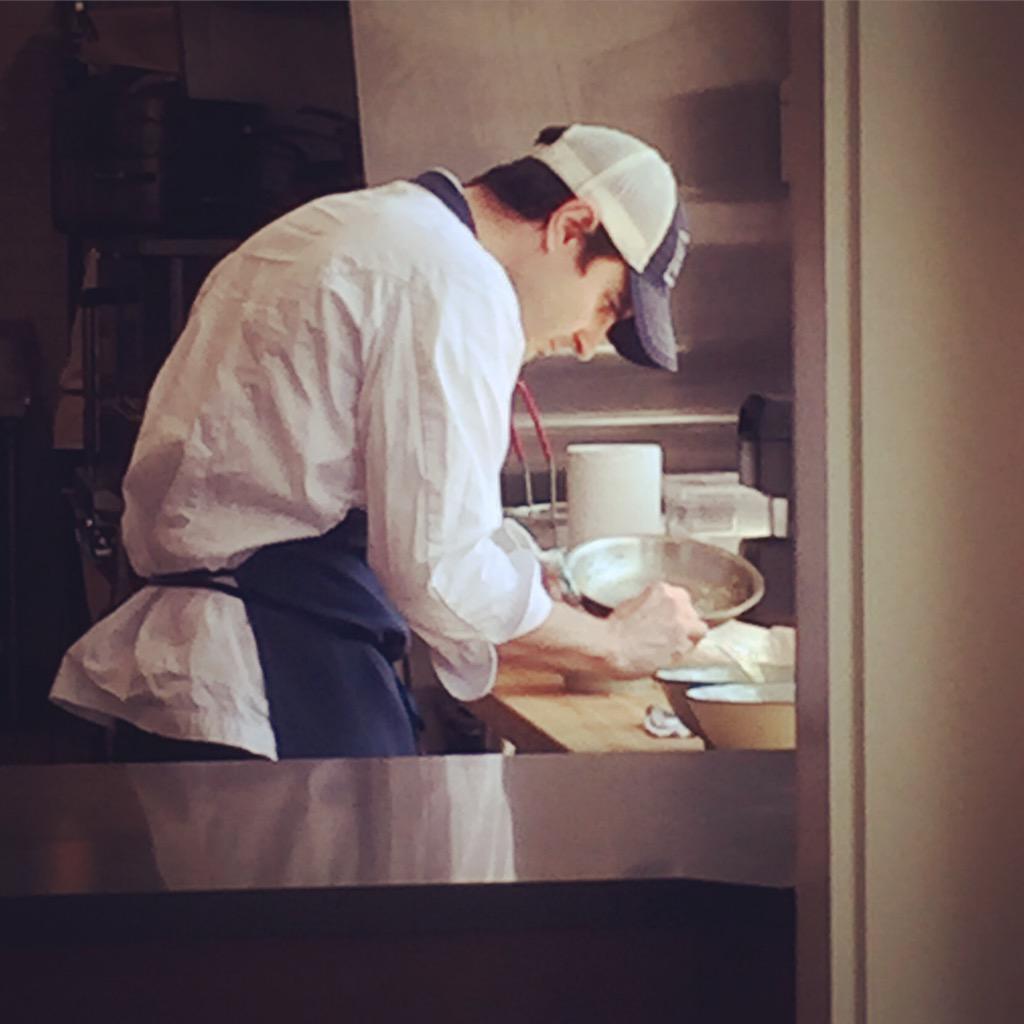 CharlotteFixler's tweet image. An artist at work. Beautiful meal by the brilliantly talented chef @arangoldstein @SaltboxFarm #concord #eatlocal