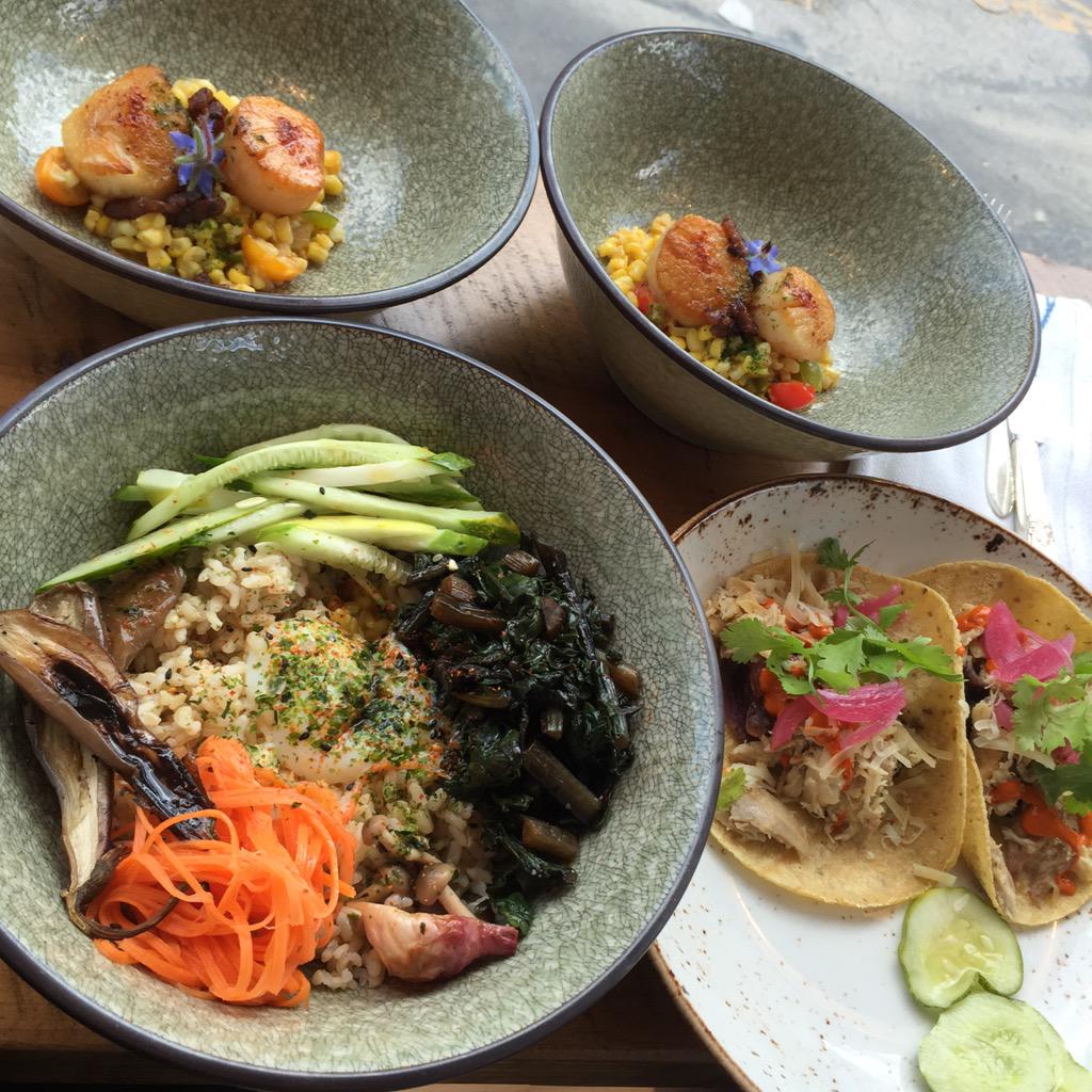 CharlotteFixler's tweet image. An artist at work. Beautiful meal by the brilliantly talented chef @arangoldstein @SaltboxFarm #concord #eatlocal