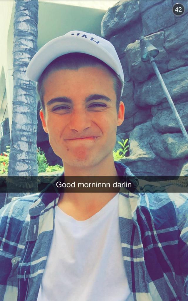 4everColliners's tweet image. Good morning Chris!