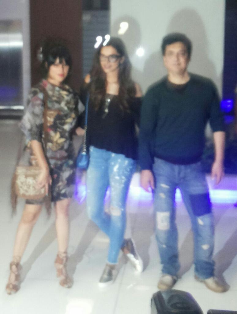 Embedded image permalink