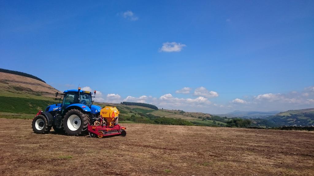 H M Price Ltd on Twitter "Direct drilling stubble turnips today NewHollandAG t7200 with