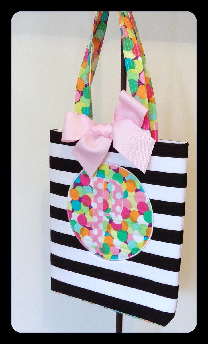 Alex_And_Ria_'s tweet image. Monogrammed Girls Large Tote Bag Flower Girl Gift Black White Wedd… etsy.me/Zqw18q #Etsy #CustomizedToteBag