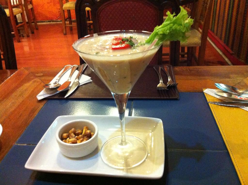 PuertoCallao's tweet photo. Reponedora e ideal después de un transnoche !! Leche de tigre !! http://t.co/bzRiWFPQD3