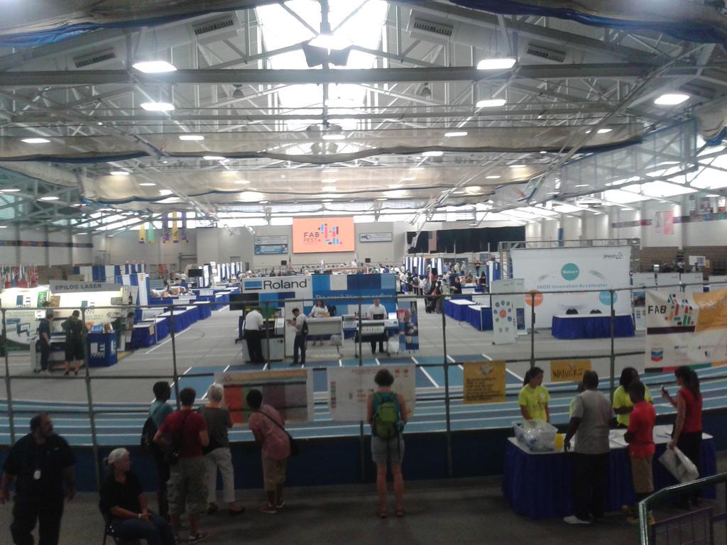 jlcompeau's tweet photo. #FAB11 Boston : début de 2 jours de Fab Festival !
SEBLab sponsor ? http://t.co/jhLYR8PSkP