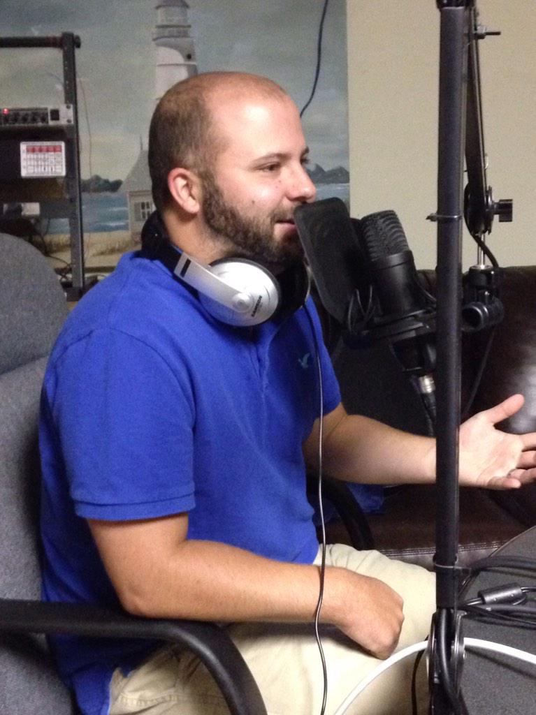 WKURFM's tweet photo. Kentucky Sports Connection radio show ON AIR NOW!!! #happybirthdaybrad! http://t.co/tnux4ZC67l