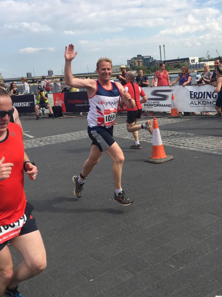 Last leg of the #LondonTriathlon now ... Come on Tom, <a href="/AiimiLtd/">Aiimi</a> you can do it!! <a href="/UKYouth/">UK Youth</a>