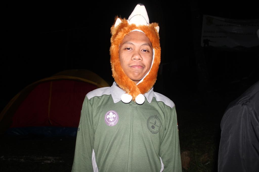 Ini foto pradana kita. Yang lagi meratapi kepedihan.