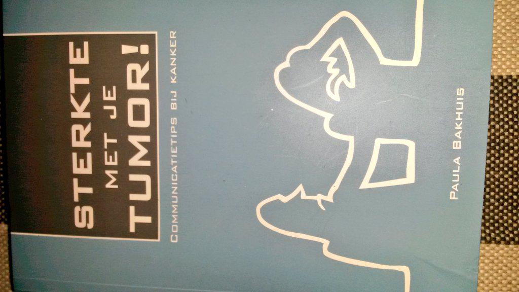 CoenvanBeurten's tweet photo. Gelezen: #sterktemetjetumor! Passend boek, meer nuances dan titel maar nog geen topper. Opvallend op station RCS http://t.co/H7ViLcBkev