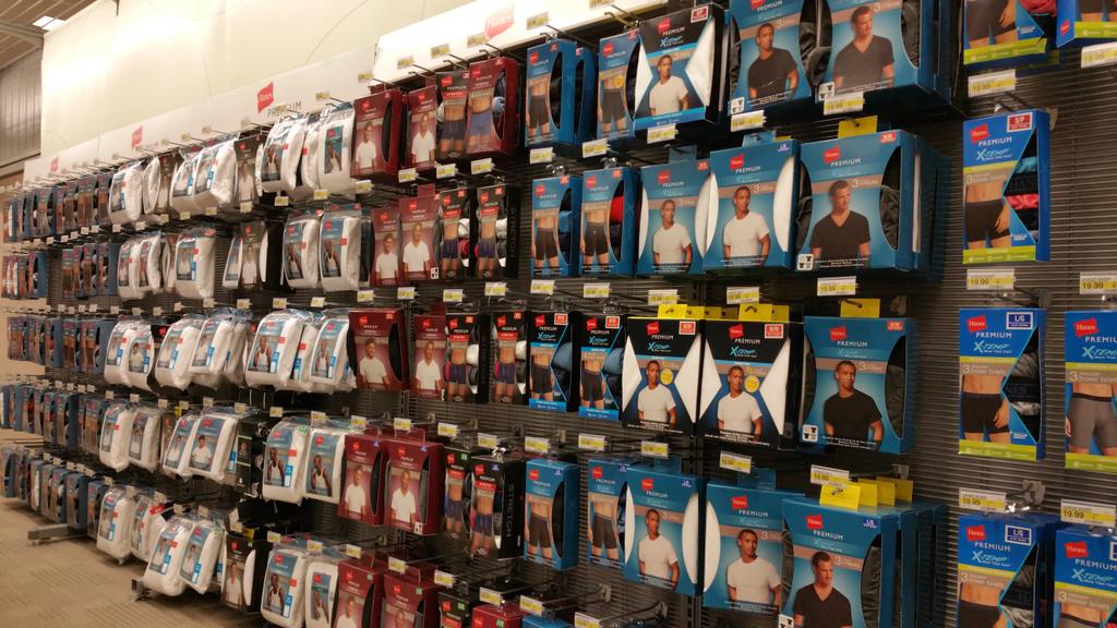 #inthestoreONthefloor #Taxfreebacktoschool @NikoGonzo122 @RyanKelley_VT <a href="/Mthomas1874/">Matt</a> <a href="/SextonRob/">Rob Sexton</a> <a href="/Foreveraduke12/">Deniz Mckelvy</a>