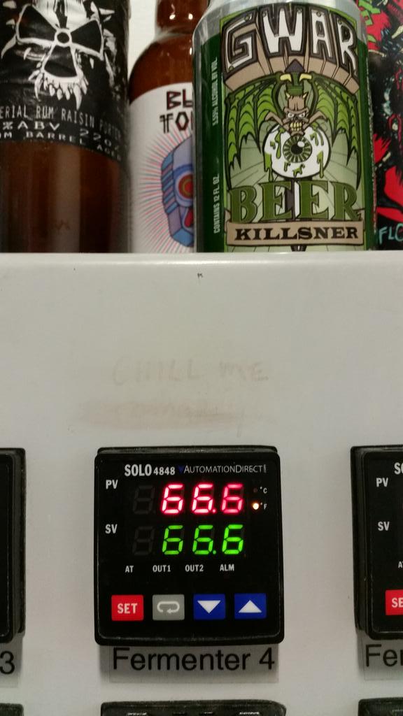 BrewMetalWill's tweet photo. Just an evil little stop on the way down to 60°F to dry hop our Howling Gale IPA at @FairWindsBrew. #EvilBeer http://t.co/y2Ec4oA7JG