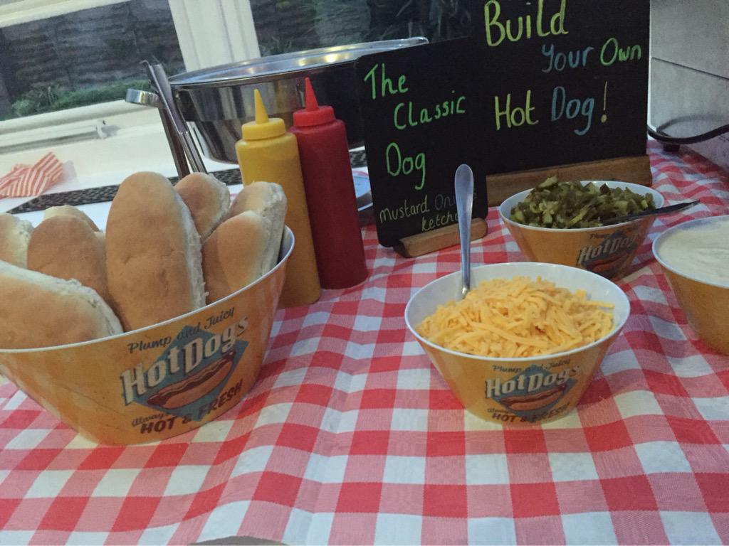 relishbistro's tweet photo. Hire our hot dog table..... #chillidogs #cheesydogs #nachodog #hotdogtable http://t.co/GnqhutZq6N