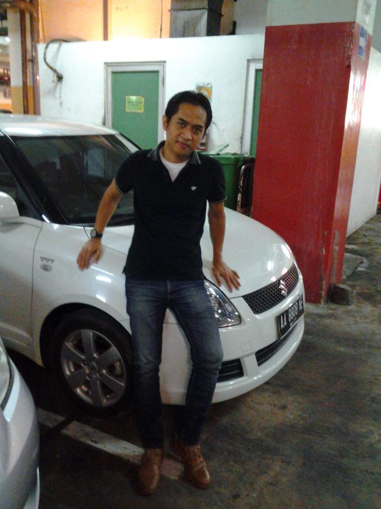 MegoPujo's tweet photo. Weekend enaknya jalan2 di mall sambil kuliner http://t.co/iGIRgdmsqw