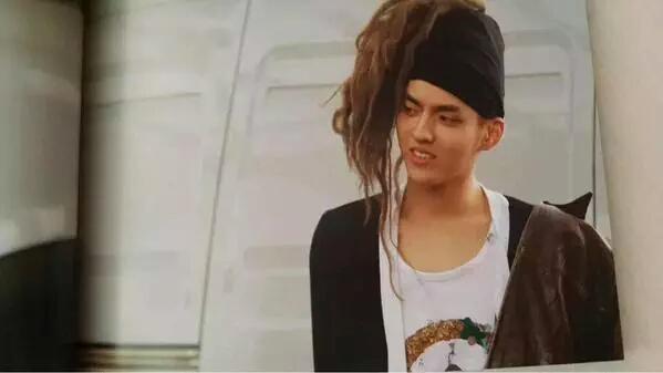 NeedAGirl0412's tweet photo. ช่างเป็นแฟชั่นที่ยากจะเข้าถึงนักท่านพี่.... http://t.co/jyXZmUutkO
