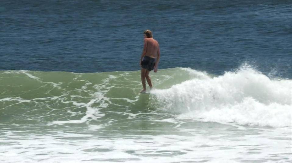 Surfer's tweet photo. Keep the glide casual and enjoy your Sunday.

VIDEO: http://t.co/62C06VUDpZ http://t.co/FDOxno8lqr