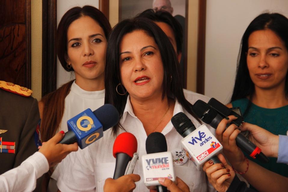 DCETachira's tweet image. Convoca la ministra Marleny Contreras a trabajar por el turismo nacional @oscarduquep 
tachira.gob.ve/web/2015/08/co…