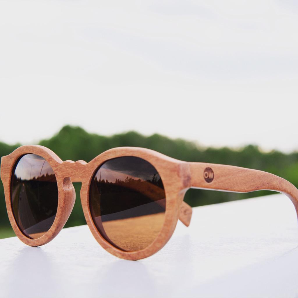 Rasasdava- teak wood.100%ecofriendly,affordabl&fashionable. #doyourpartfortheplanet @_climatechange @EW @NHLJets