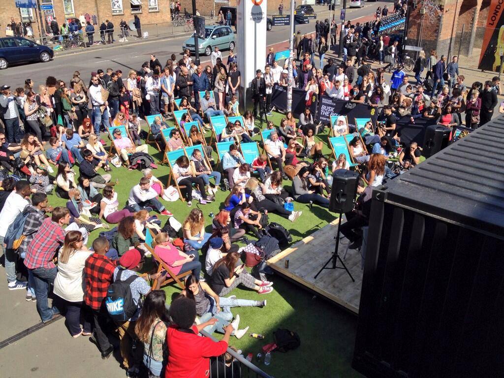 Hmm wonder if <a href="/AkelleCharles/">Akelle Charles</a> @iamhaile @LouisRei ever tried a acoustic version of #in2? hmm #BUSKTHEBOX....