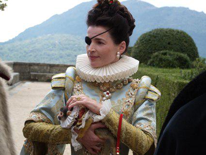 Miwa 女だてらに剣をとり フェンシングで右目を失ってもなお スペイン一の美女とも呼び声高かったという スペインの名門貴族メンドーサ家の眼帯お姫様アナ しかも陰謀を企んで最後は幽閉されるというドラマチックさ そらドラマや映画にもなるわな