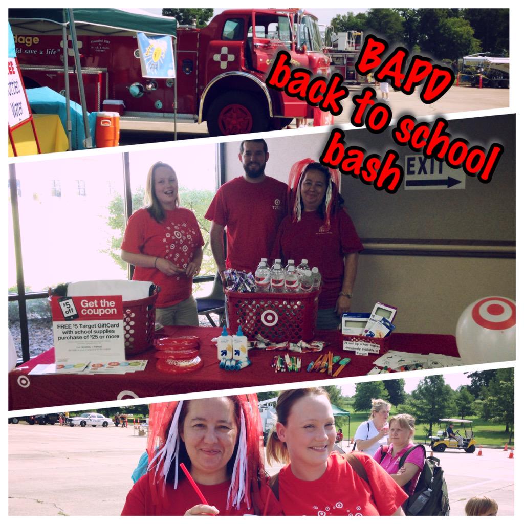 AshMo_14's tweet photo. Having fun while building strong community partnerships at the Broken Arrow Police Department Back to School Bash!!!! http://t.co/pbx7gpwbFQ