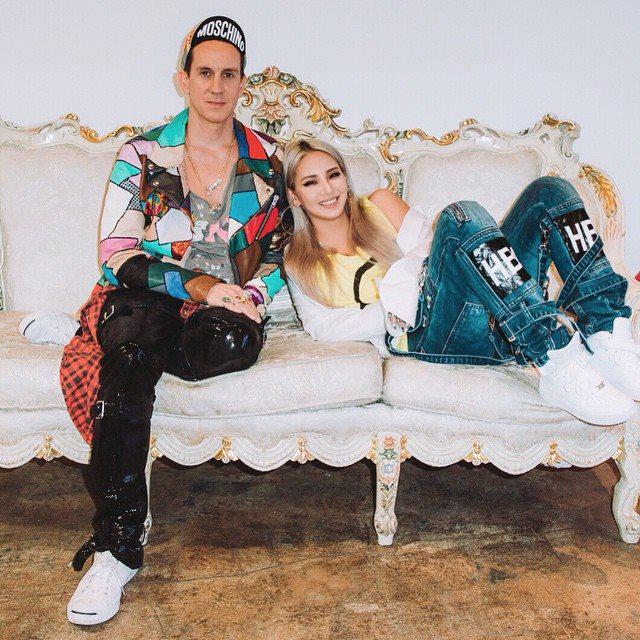 El mejor diseñador 
Happy Birthday Jeremy Scott !  