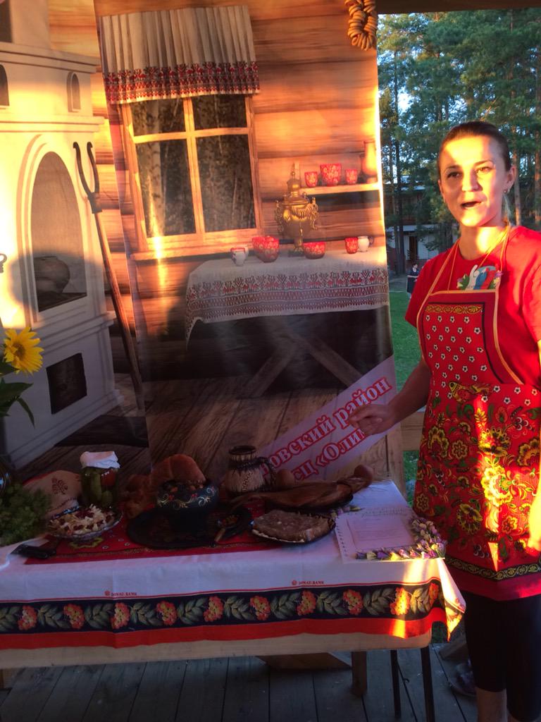 Одним из конкурсов фестиваля является кулинарное мастерство