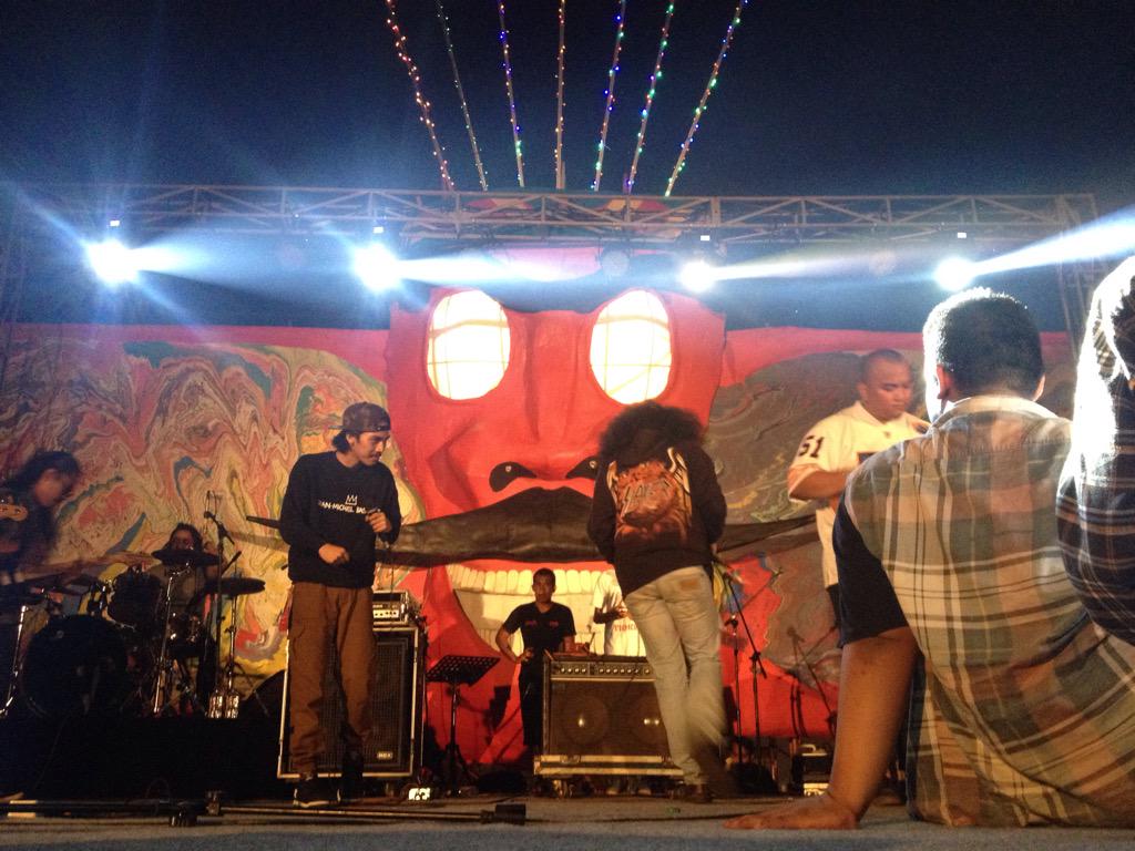 skrg di #tkmdiixii Fazuzazuzu! Dengan lagunya yg bejudul 'Wadek'