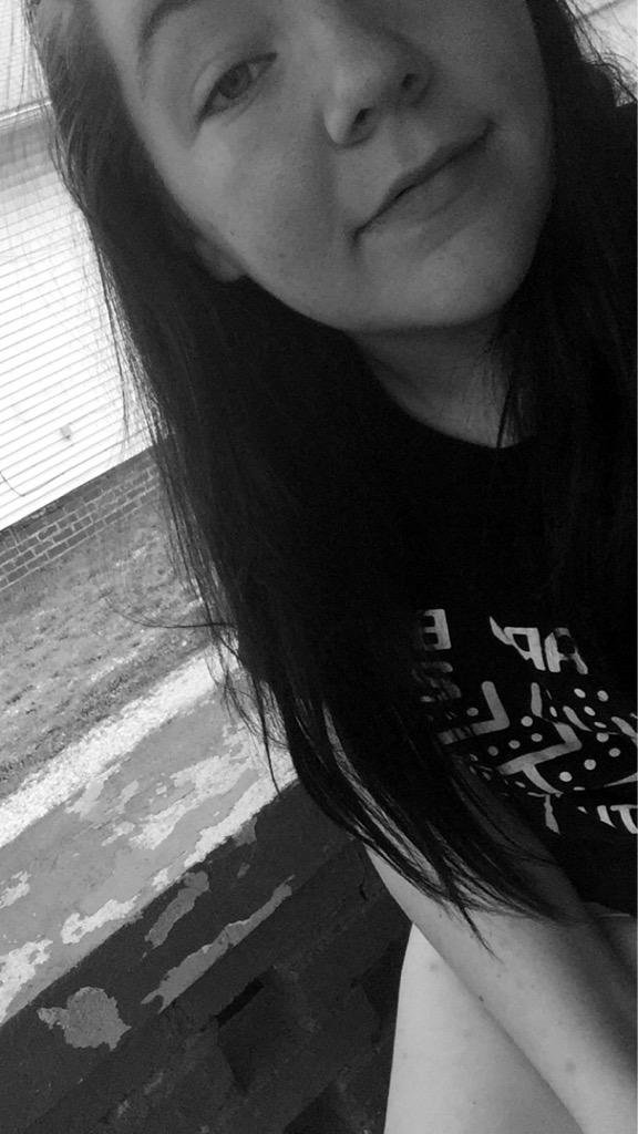 pbandjamey's tweet image. IM JAMEY AND IM MAD HAPPY. #SDKFollowParty