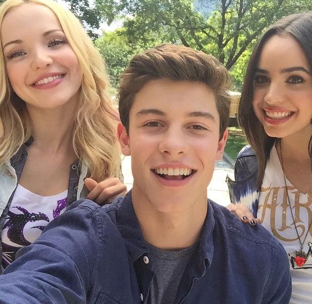 Happy birthday to the one and only Shawn Mendes Hope you have a great day and I hope you reply to this x 