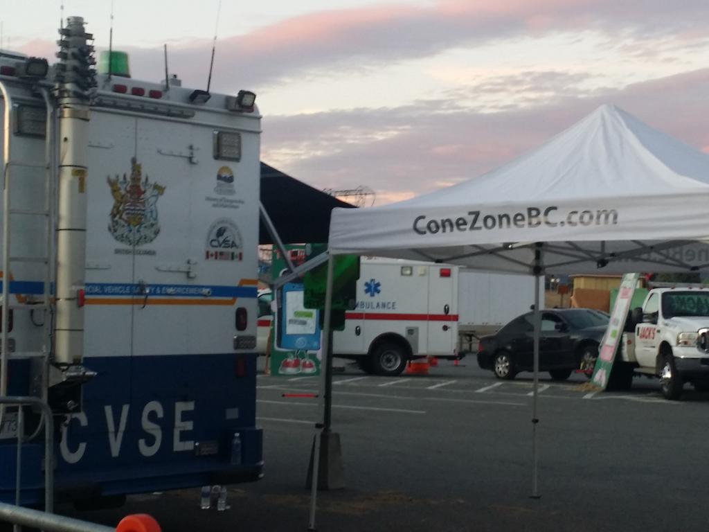 Sarina_Aleida's tweet photo. big thanks to @TranBC for supporting the #conezonebc kart track @Agrifair making roads safer for people to @DriveBC http://t.co/sJMajOyAmr