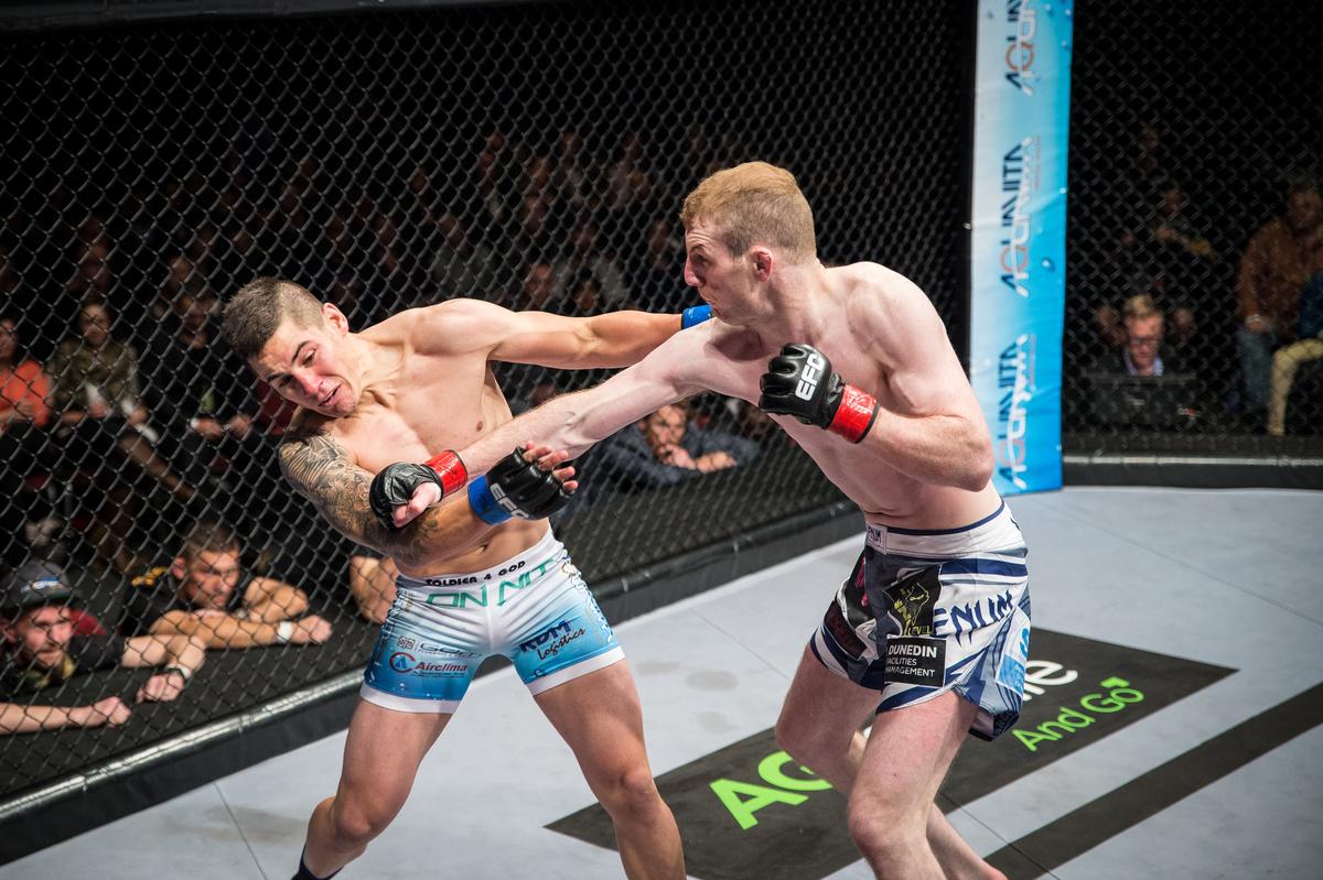 Fight of the Night: <a href="/MattBuirski/">Matthew Buirski</a> vs. Danny @DannyHenry44