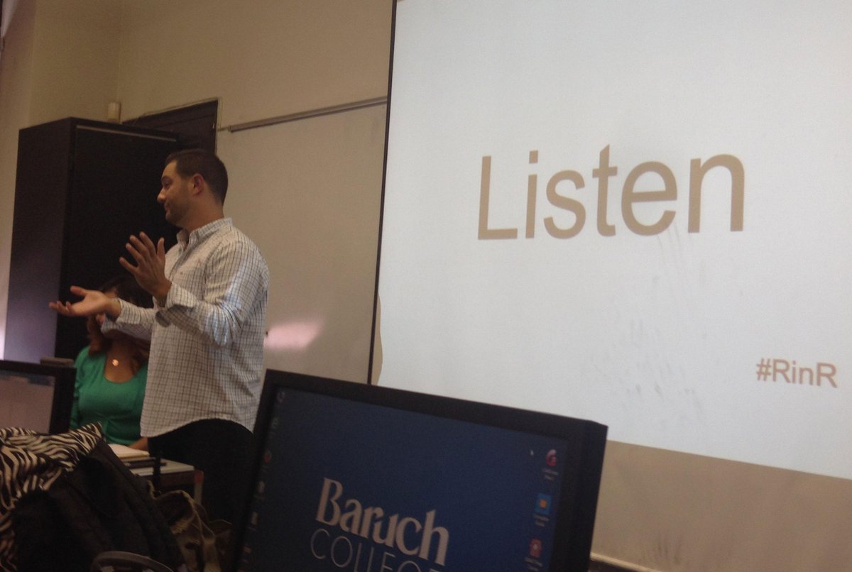 MayDayest's tweet photo. @vincenzolandino on the power of #livestreaming for #SMM. This was awesome, thanks! #SMMSaturdays #RinR #Periscope http://t.co/j73KUy4YTc