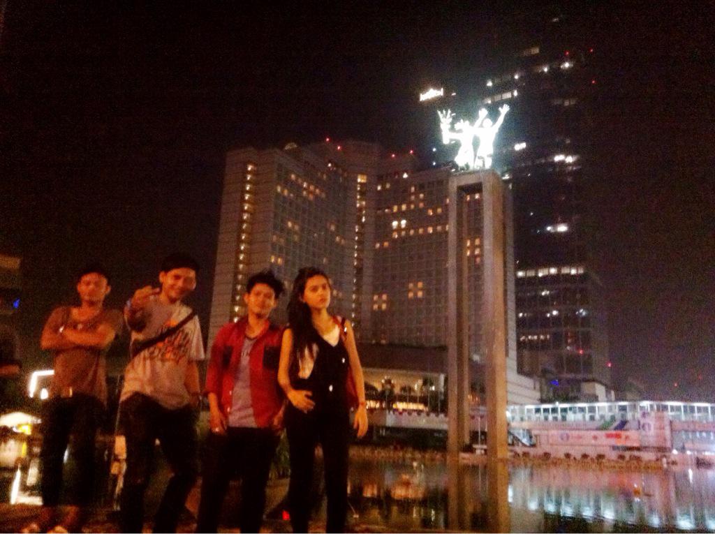 izzimizzumi tweet picture