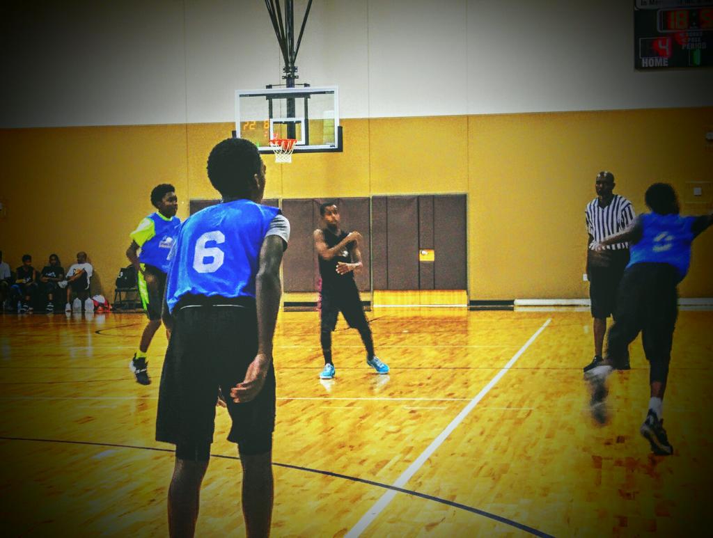 gametightshield's tweet photo. More action... http://t.co/ZMVimL1qPl