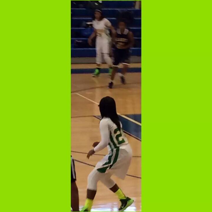 sulabbasketball's tweet photo. Our very own Tarkeia Leflore c/o 2017 plays the gaurd position &amp; is great on the defensive end. @Keia__ http://t.co/ummSlMazHw