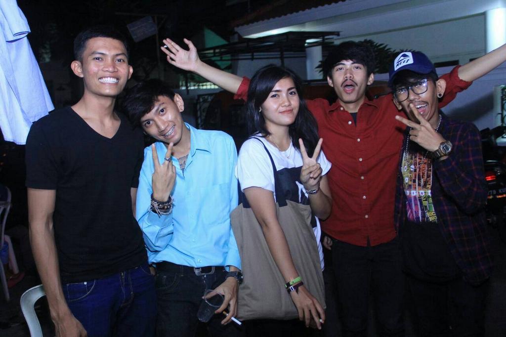 nunumblong's tweet photo. Kondangan http://t.co/IUwczrHGCE