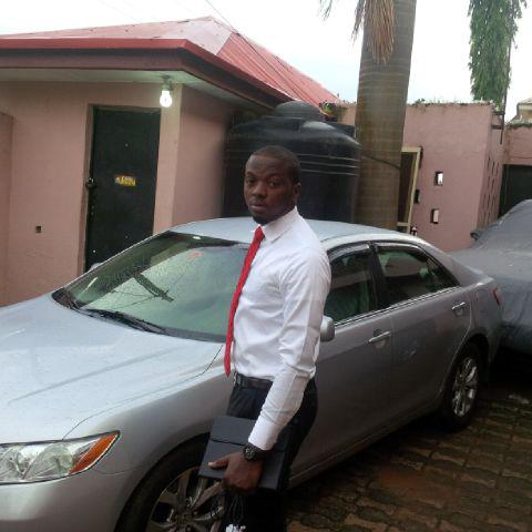 missemoval's tweet photo. It's ur bdae 2moaw, n I dnt knw if I shud say RIP or hbd,I miss u my dear frnd,ur always remembered n celebrated http://t.co/DKZ55ZjCwD
