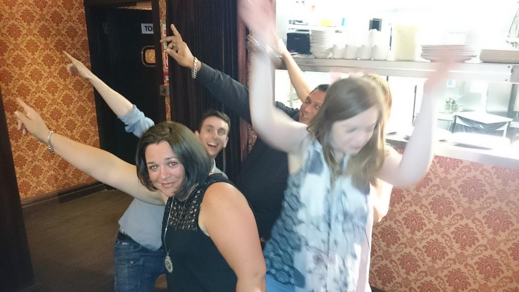 ZinckersGreen's tweet image. #pointsforeffort #bolt @QuizMaster2015