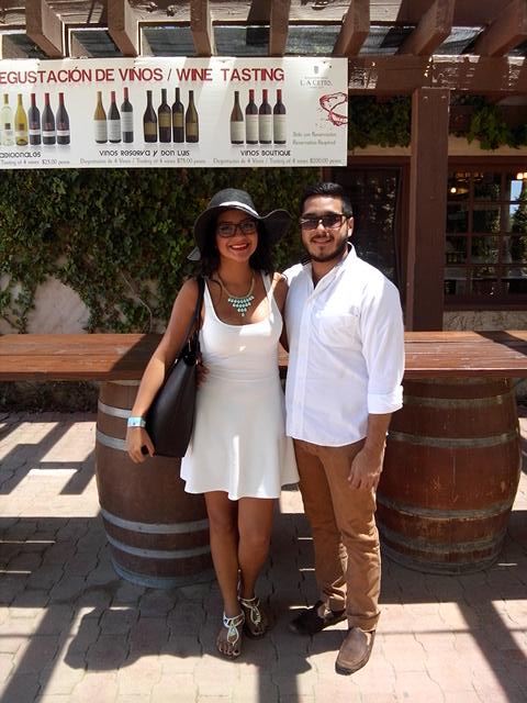 VinosLACetto's tweet photo. @renebello_cs @danissauria en las #Fiestasdelavendimia2015 @VinosLACetto http://t.co/kyEQpxYAWa