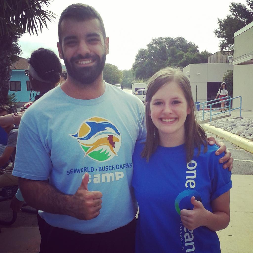 KaylinWilliams_'s tweet photo. This was the best week of my life and I can't believe it. Its so amazing. I cried Thursday @ campfire and Fri leaving http://t.co/2TCWPUHUJ2
